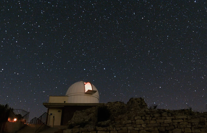 Imatge de l'observatori de castelltallat on es fa setmanalment l'activitat bateig del cel